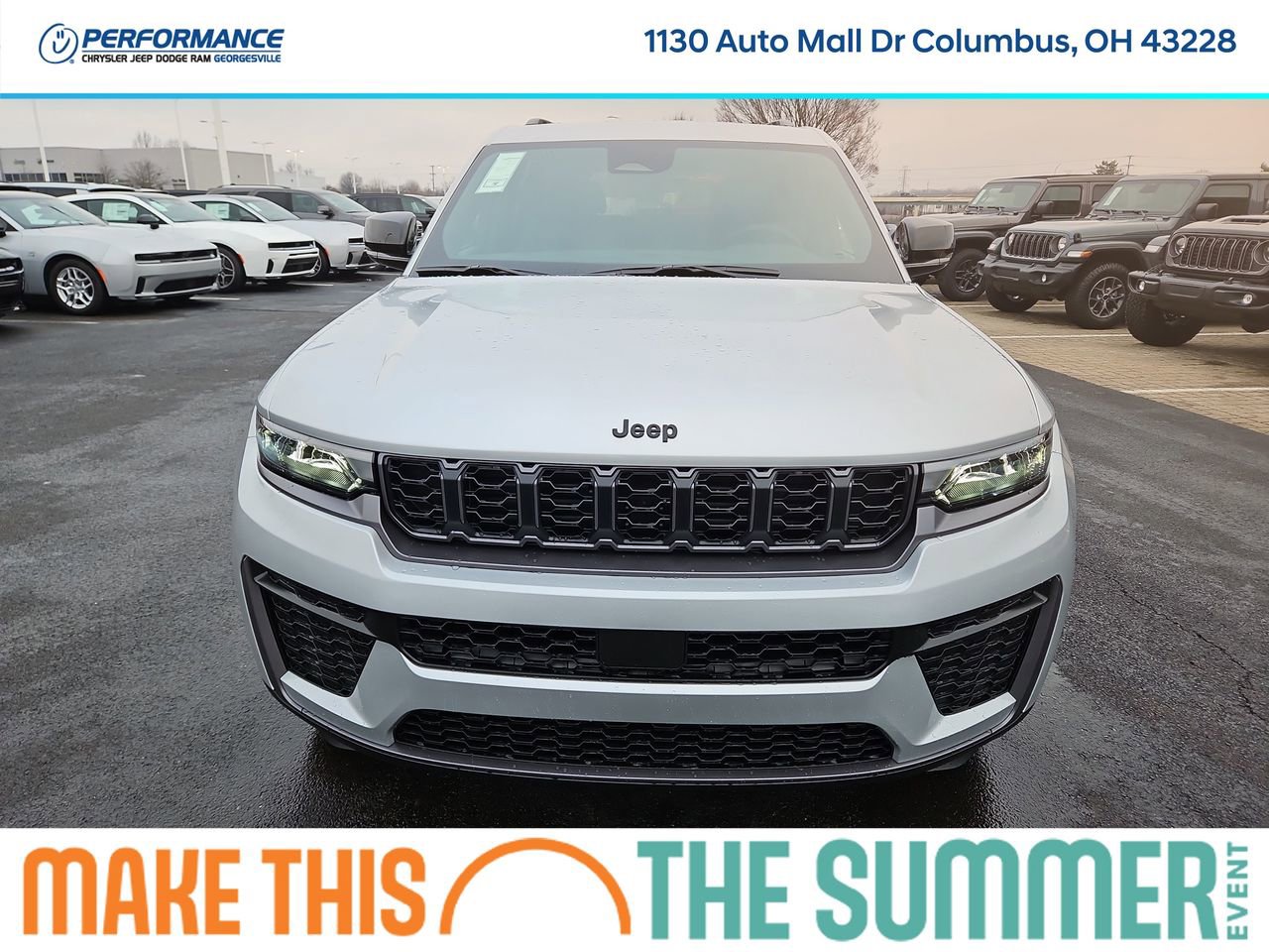 New 2026 Jeep Grand Cherokee Altitude AWD/4WD image 2