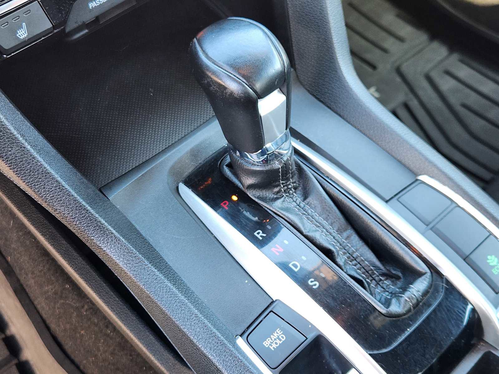 Used 2019 Honda Civic Touring image 13
