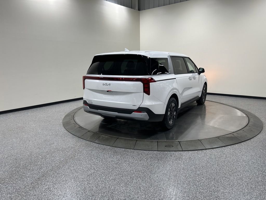 New 2026 Kia Carnival LXS image 6
