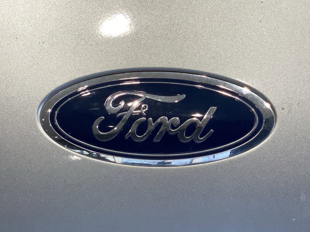 Used 2021 Ford Escape SE w/ Cold Weather Package AWD/4WD image 10