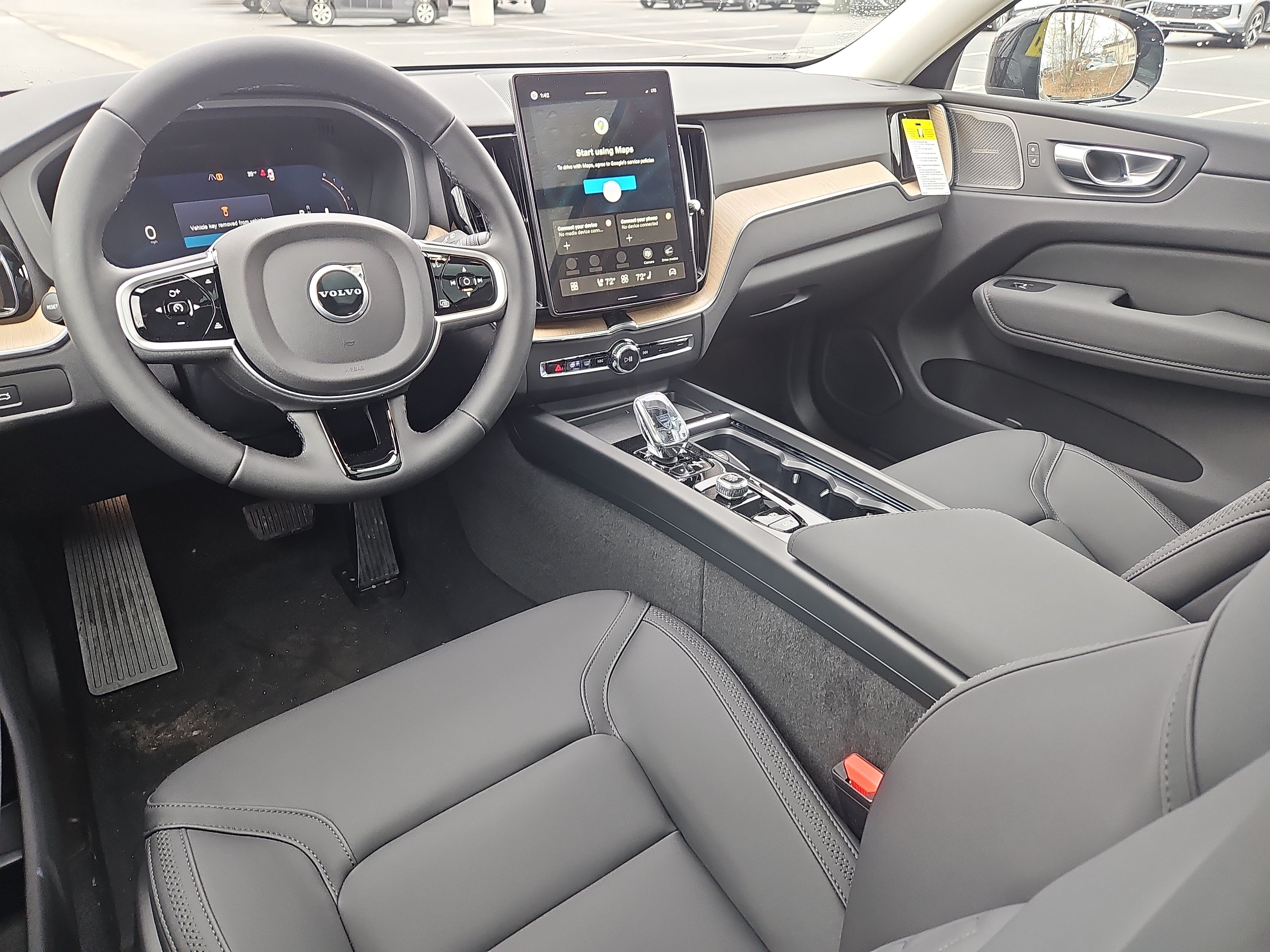New 2026 Volvo XC60 B5 Plus w/ Protection Package Premier AWD/4WD image 3