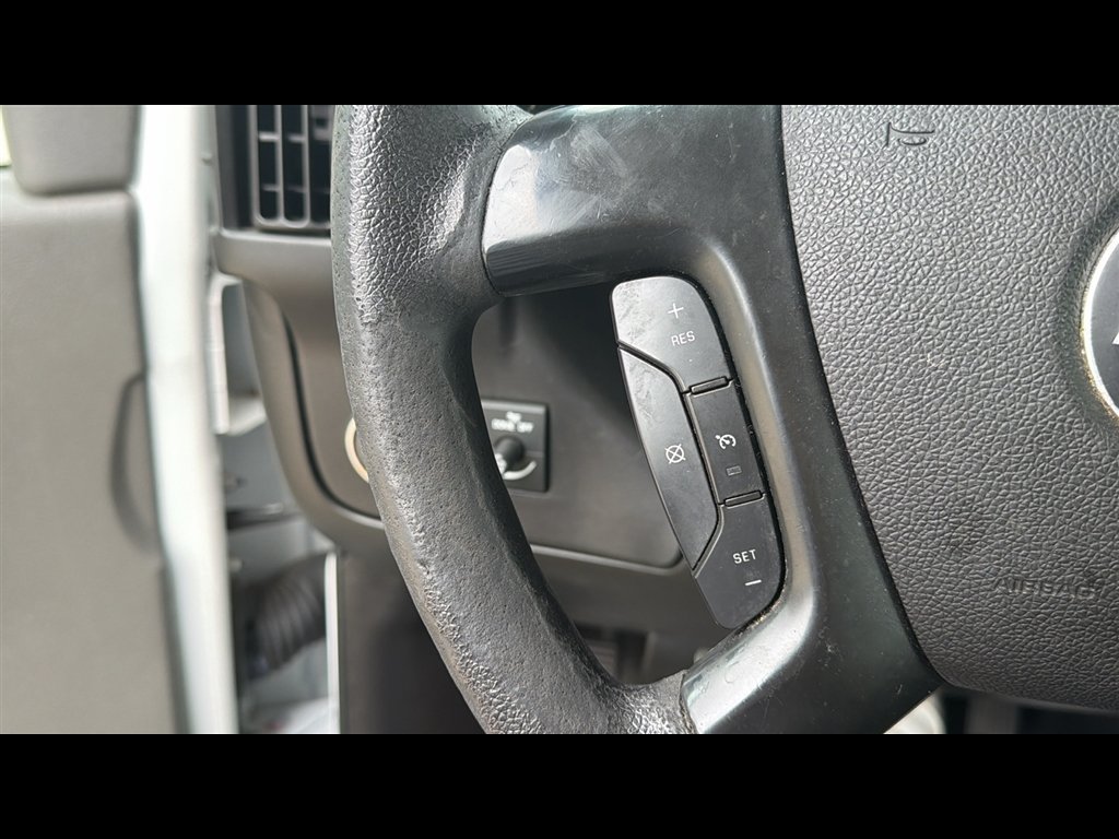 Used 2015 Chevrolet Express 2500 LT w/ LT Preferred Equipment Group RWD image 13