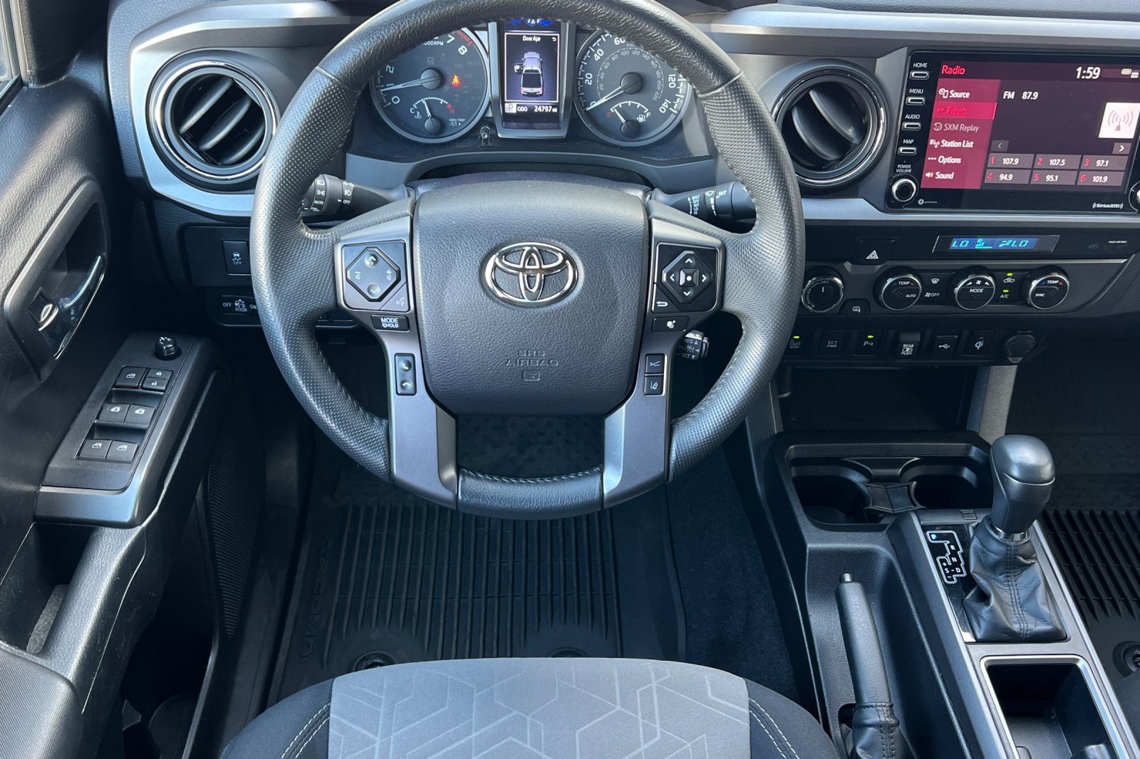 Used 2022 Toyota Tacoma 4x4 Double Cab image 14