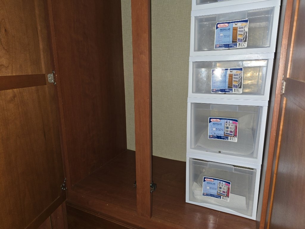 Used 2014 Ford E-350 and Econoline 350 Super Duty RWD image 31