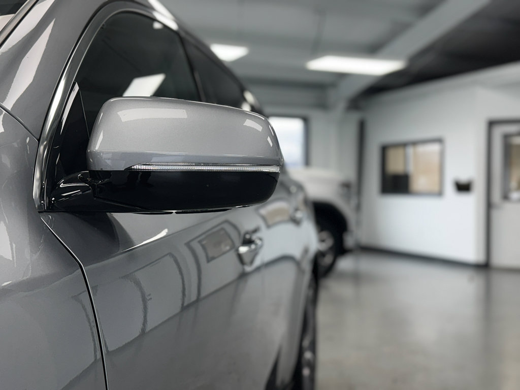 Used 2019 Acura MDX SH-AWD w/ Technology Package image 12