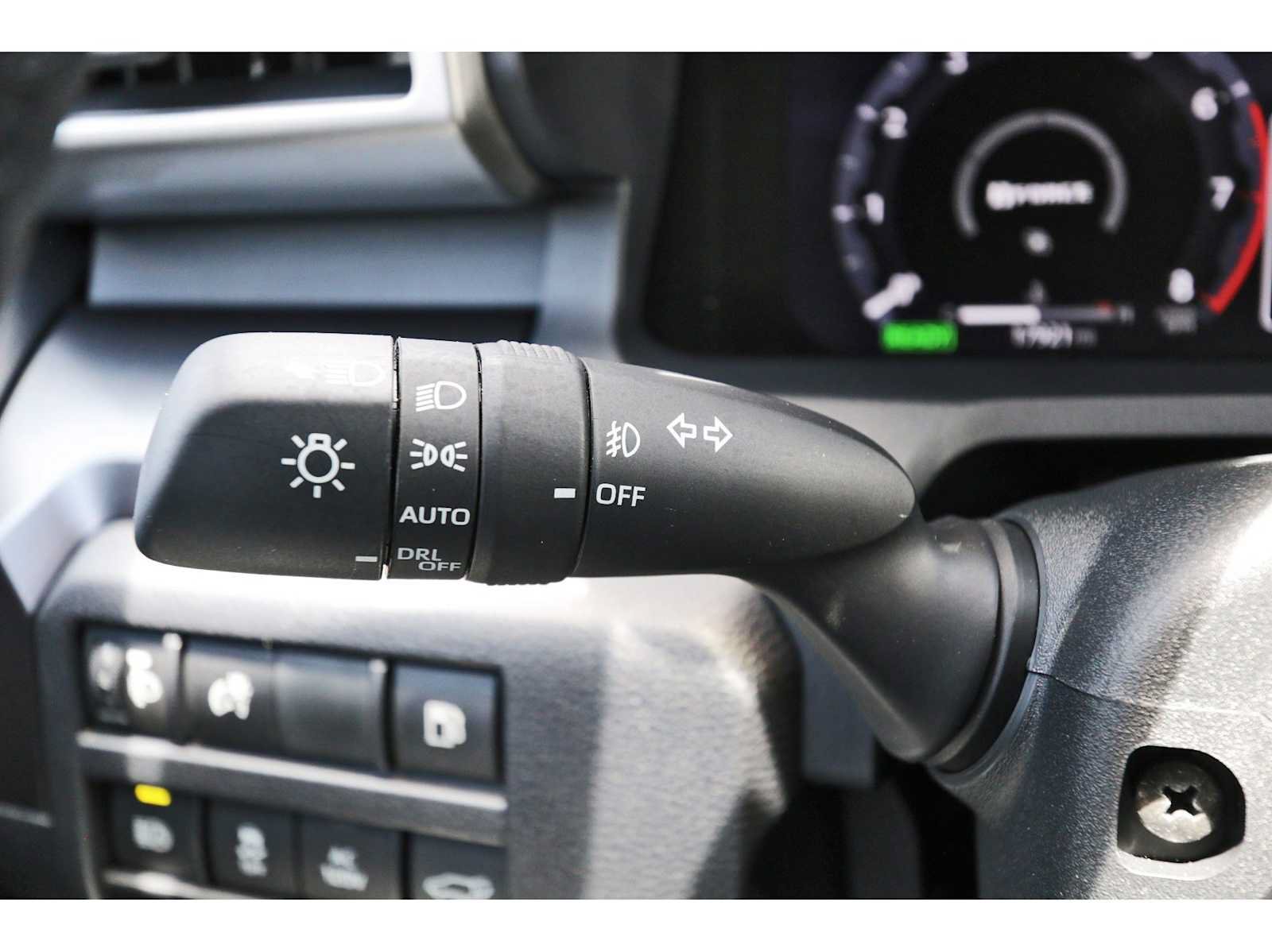 Used 2025 Toyota 4Runner TRD Off-Road Premium AWD/4WD image 17
