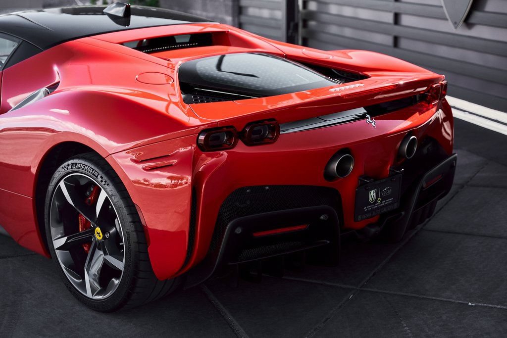 Used 2023 Ferrari SF90 Stradale AWD/4WD image 10