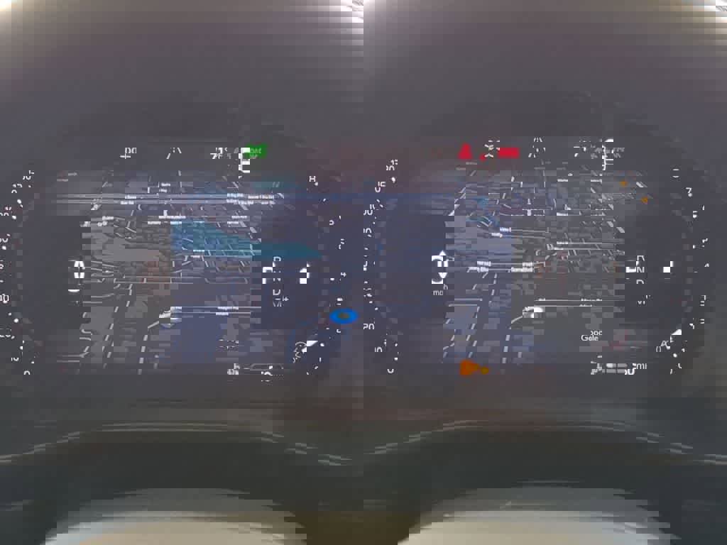 New 2026 Volvo XC40 B5 Ultra w/ Protection Package Premier image 29