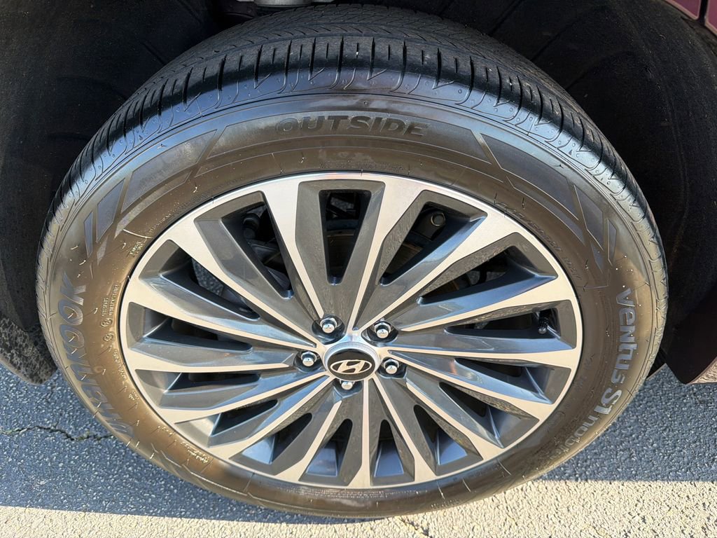 Used 2024 Hyundai Palisade Calligraphy image 17