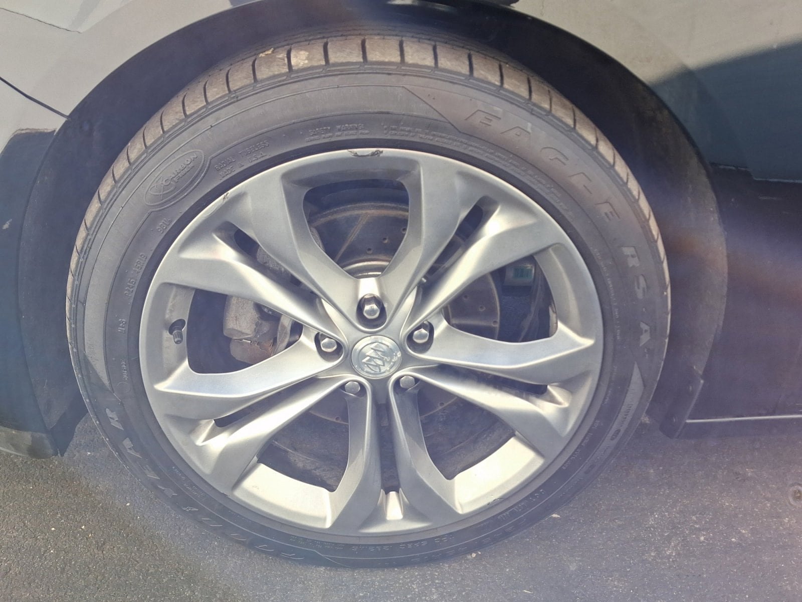 Used 2019 Buick LaCrosse Avenir w/ Driver Confidence Package II AWD/4WD image 11