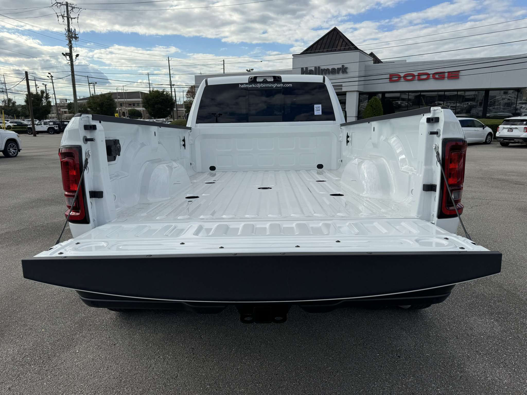 New 2027 RAM 3500 Tradesman AWD/4WD image 9