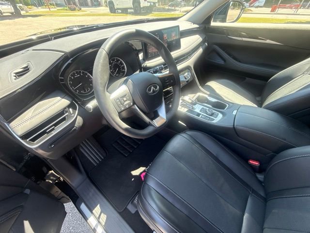 Used 2025 INFINITI QX60 Pure w/ Cargo Package FWD image 23
