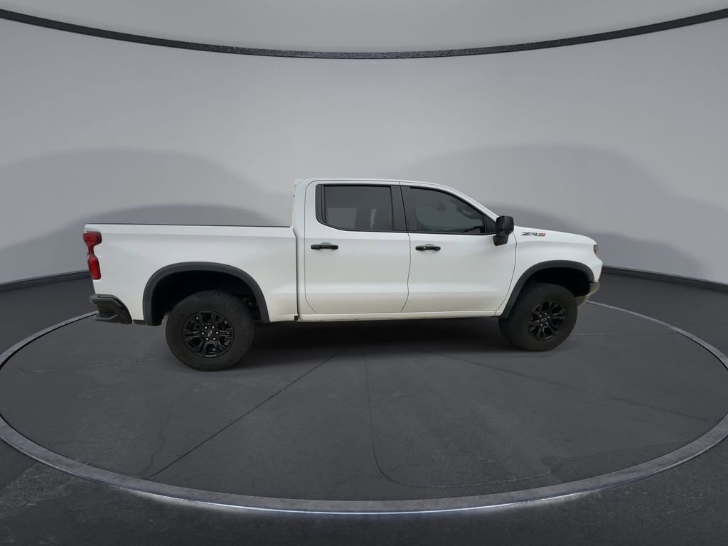 Used 2022 Chevrolet Silverado 1500 ZR2 image 9