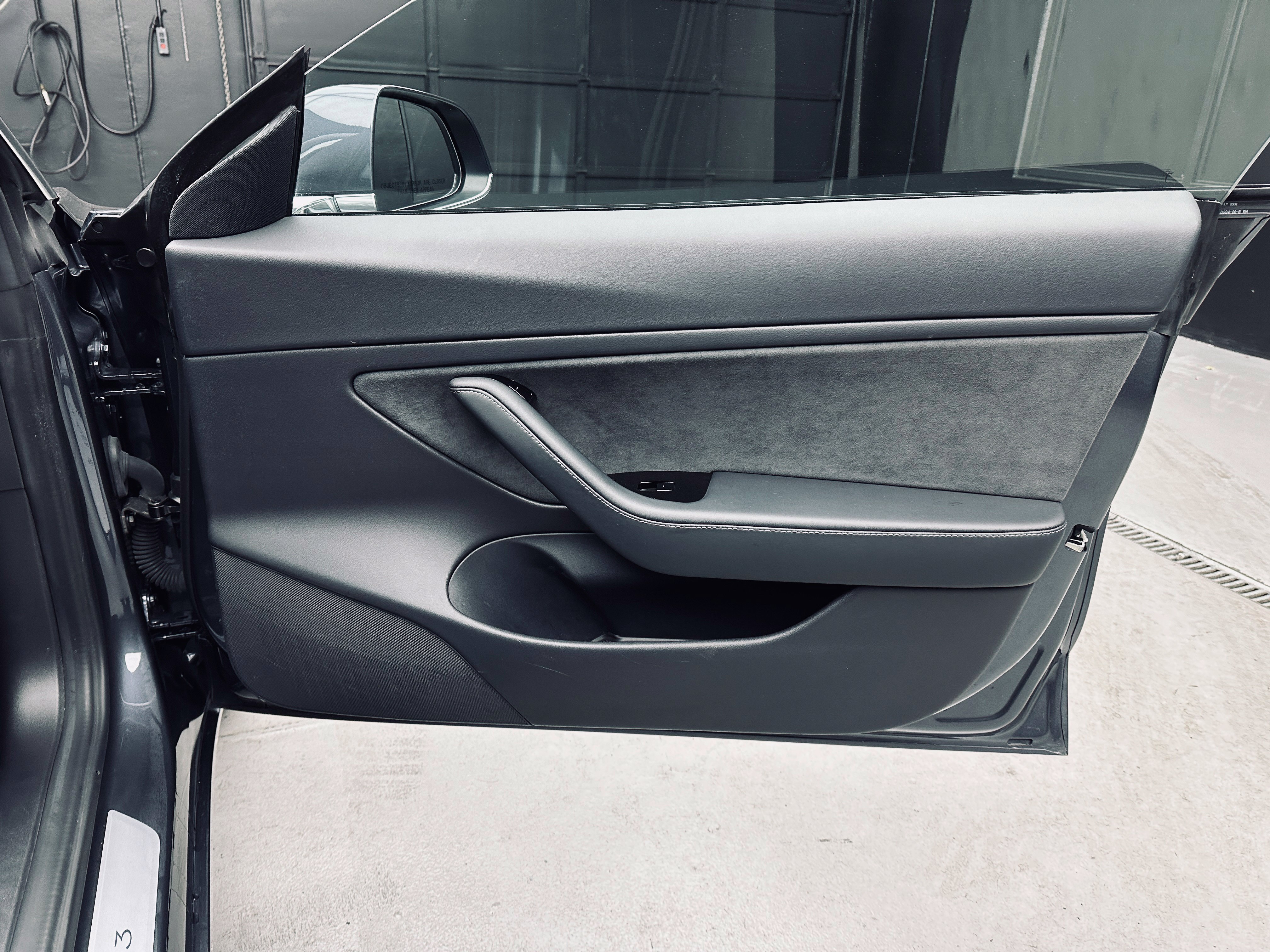 Used 2018 Tesla Model 3 Long Range AWD/4WD image 24