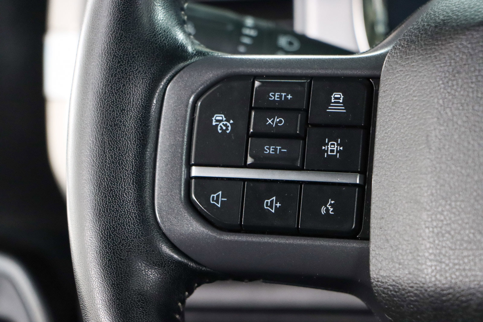 Used 2023 Ford F150 Lariat w/ Equipment Group 502A High image 15