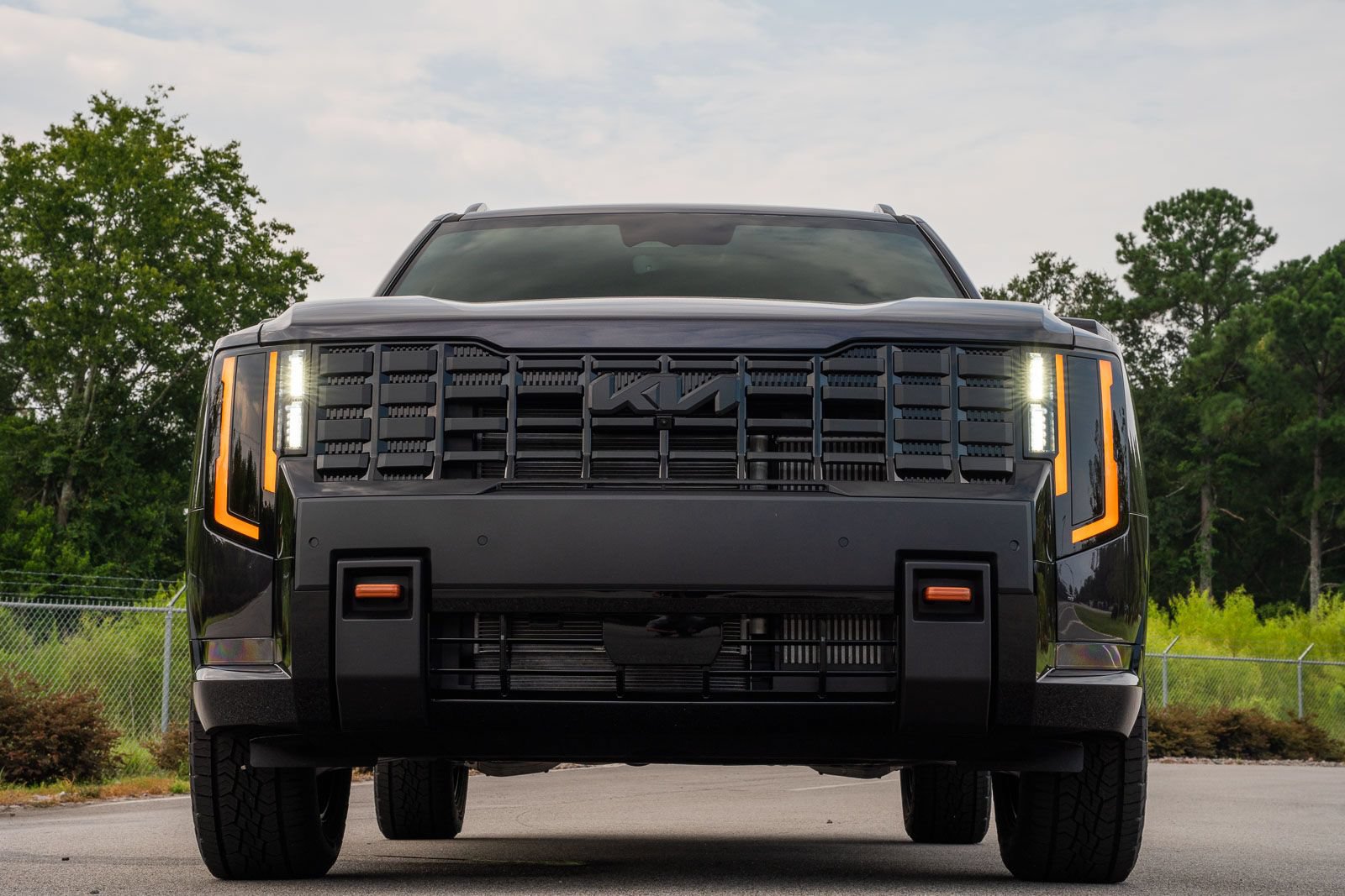 New 2027 Kia Telluride SX X-Pro AWD/4WD image 3