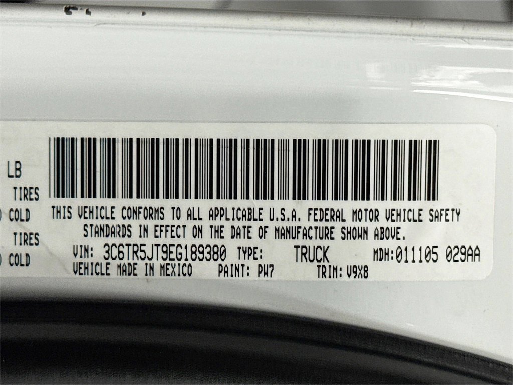 Used 2014 RAM 2500 SLT image 25