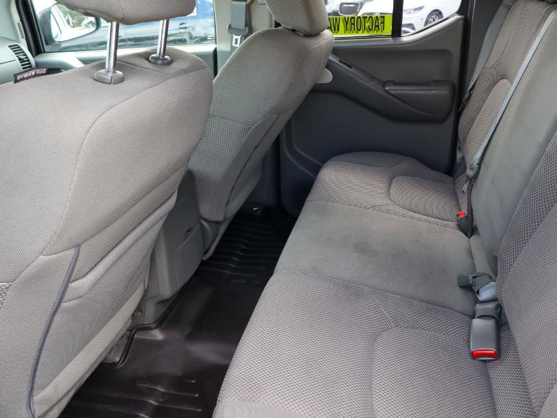 Used 2021 Nissan Frontier SV image 10