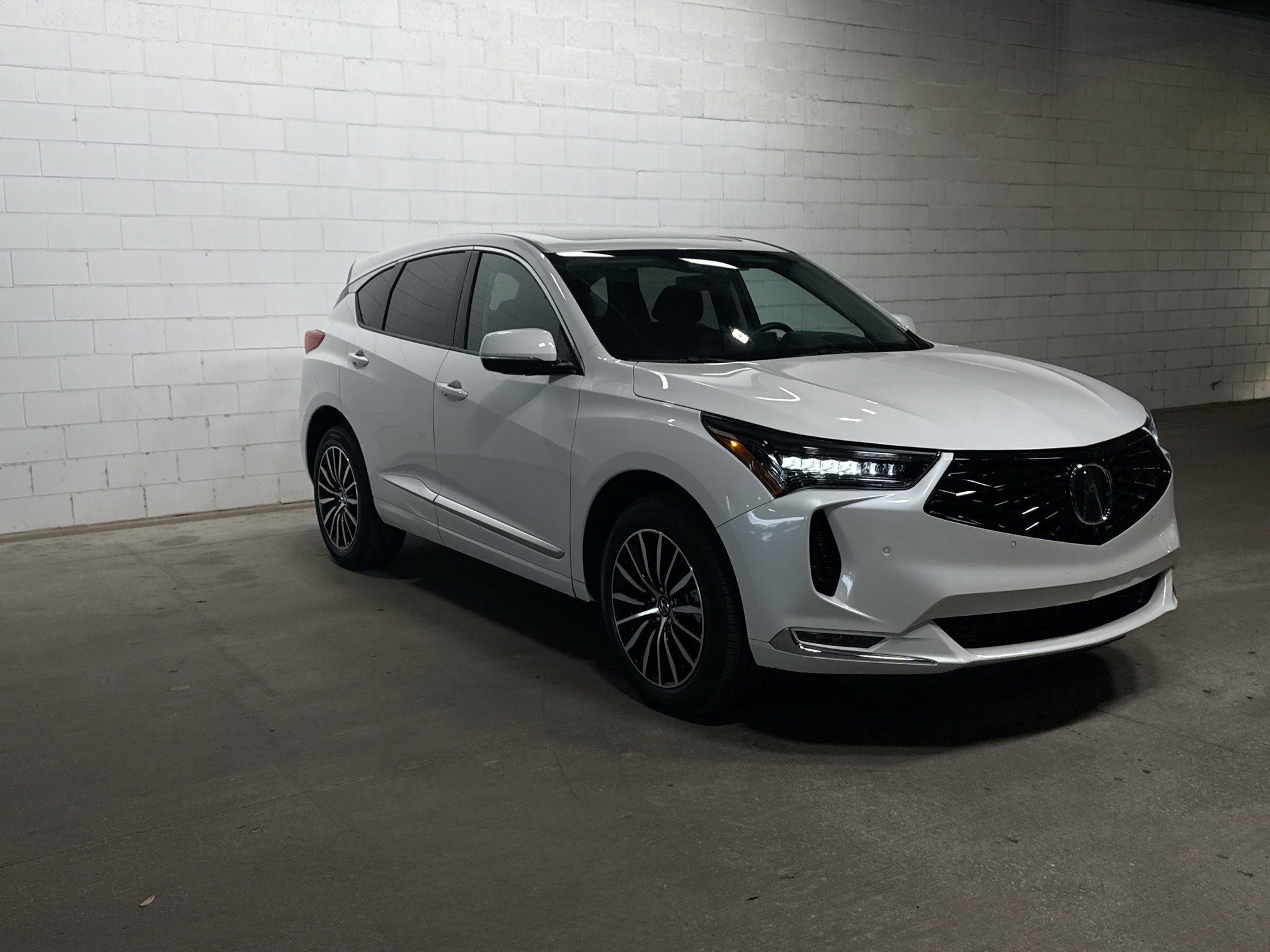 Used 2025 Acura RDX SH-AWD w/ Advance Package image 6