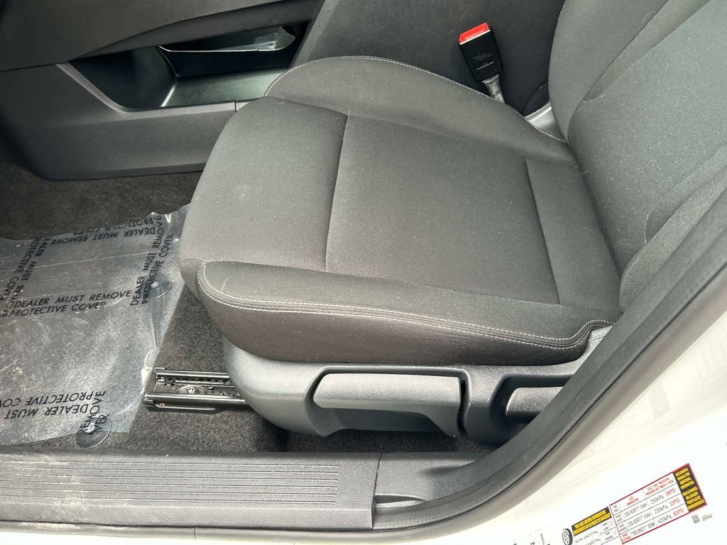 Used 2023 Nissan Rogue S image 20