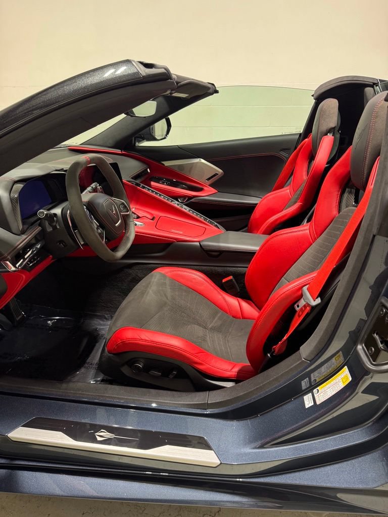 Used 2020 Chevrolet Corvette Stingray Premium Conv w/ 3LT Preferred Equipment Group RWD image 12
