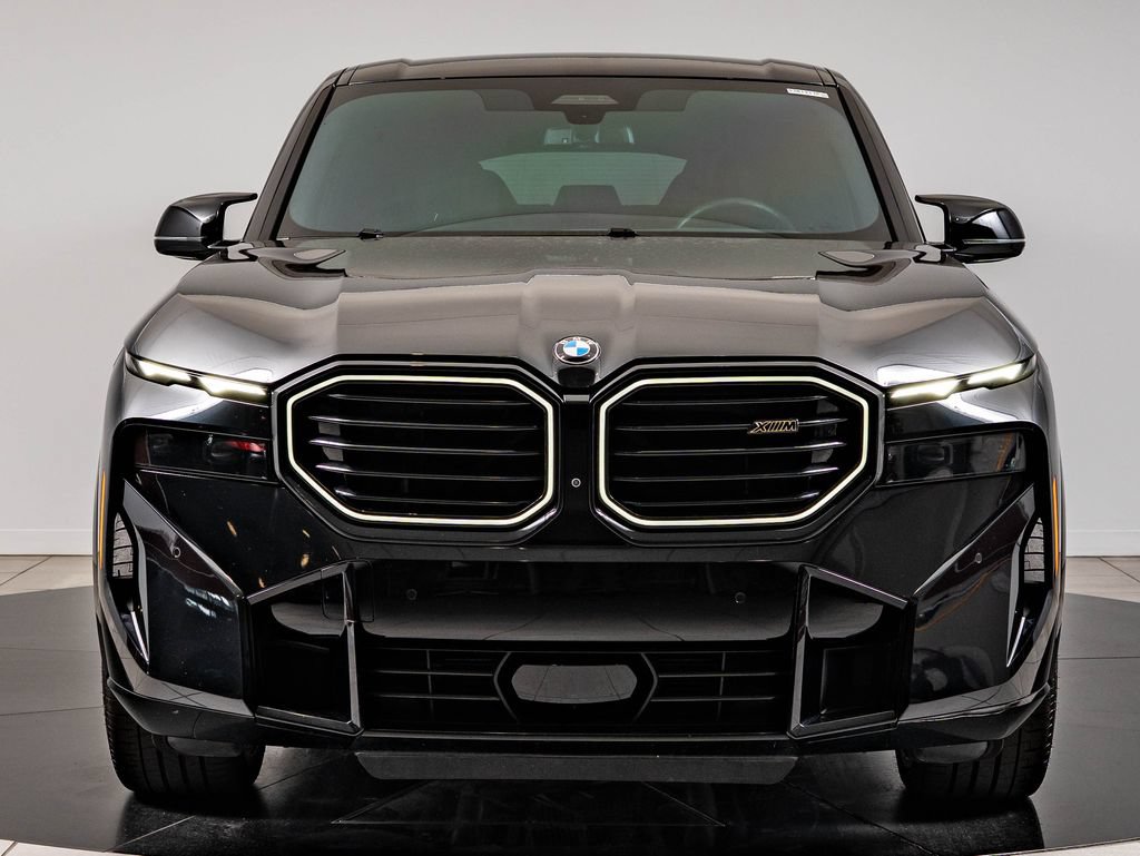 Used 2024 BMW XM AWD/4WD image 2