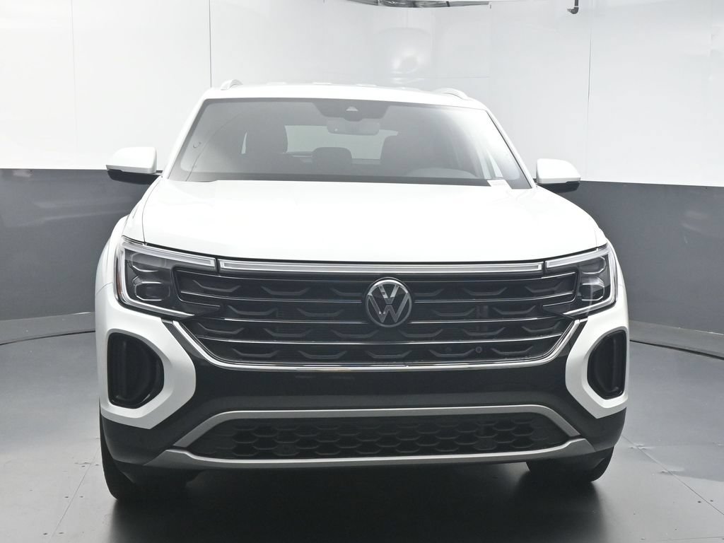 New 2026 Volkswagen Atlas Cross Sport SE FWD image 3
