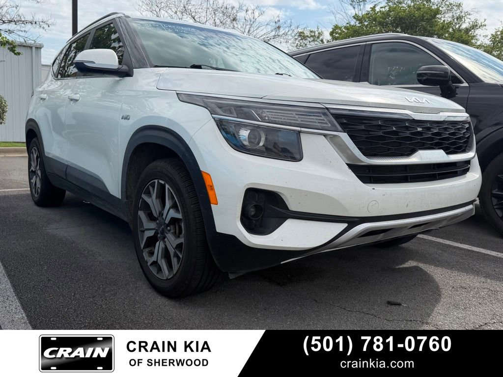 Used 2023 Kia Seltos EX AWD/4WD image 1