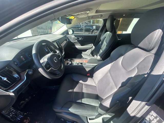 Used 2023 Volvo V60 B5 Cross Country Plus w/ Climate Package AWD/4WD image 20