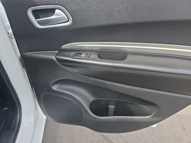 Used 2020 Dodge Durango SXT image 18