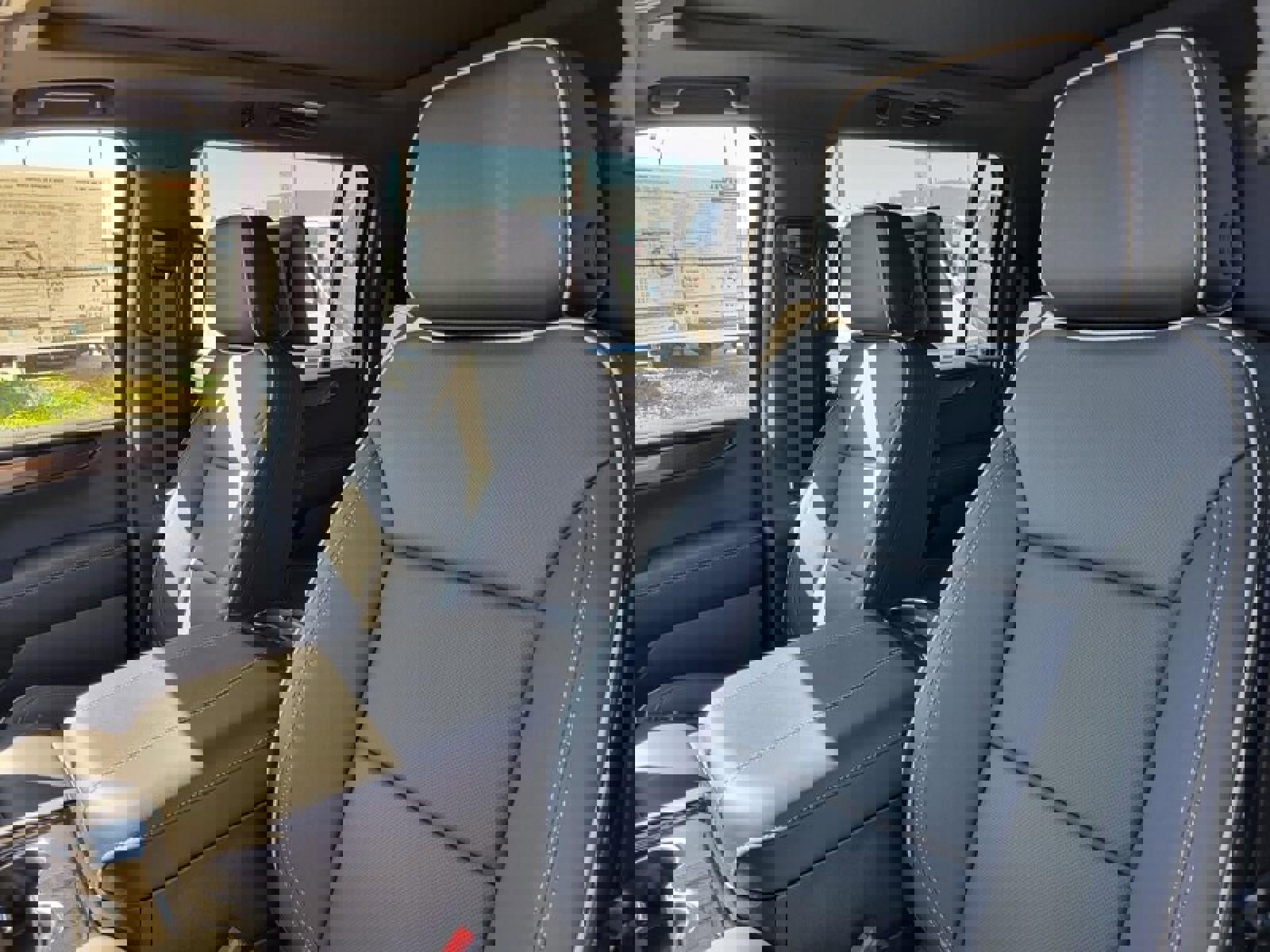 New 2026 GMC Yukon XL Elevation w/ Elevation Premium Package image 12