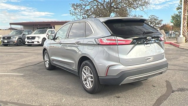 Used 2024 Ford Edge SEL image 5