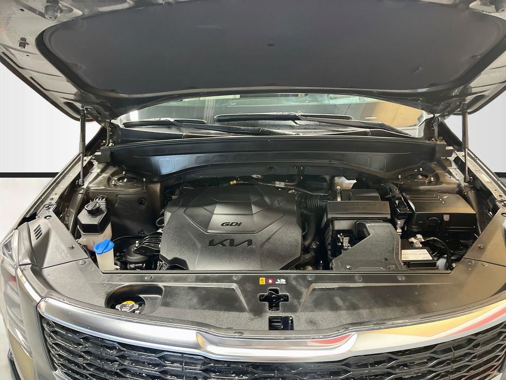 Used 2022 Kia Telluride SX w/ SX Prestige Package image 33