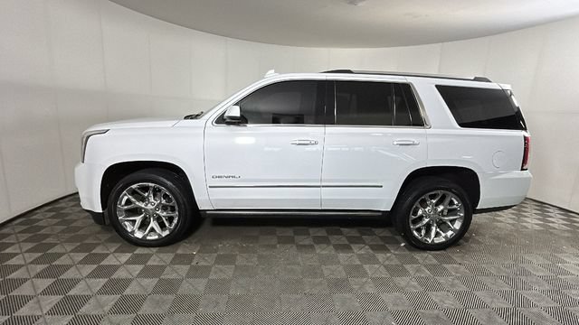 Used 2019 GMC Yukon Denali w/ Denali Ultimate Package AWD/4WD image 5