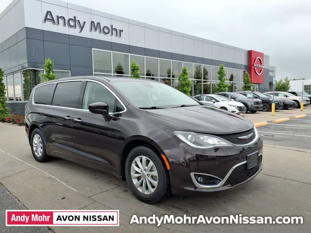 Used 2019 Chrysler Pacifica Touring Plus w/ Advanced Safetytec Group