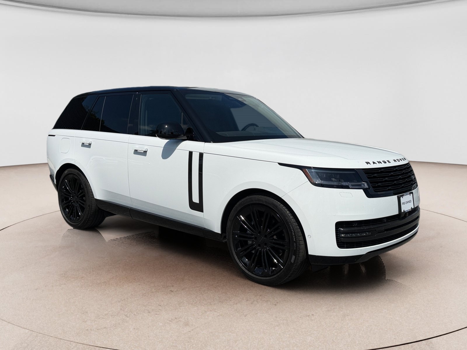 Used 2026 Land Rover Range Rover SE AWD/4WD image 7