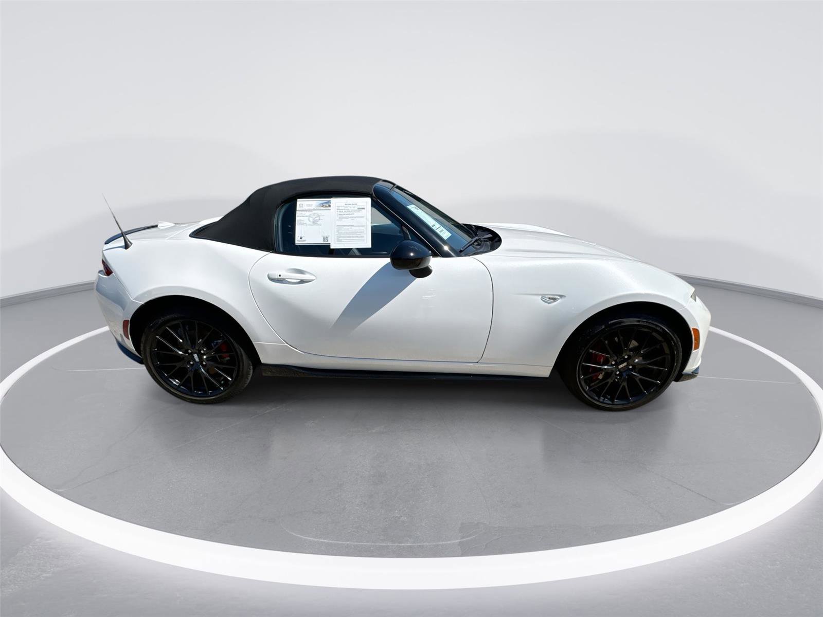 Certified 2025 MAZDA MX-5 Miata Club w/ Brembo/BBS Recaro Package RWD image 9