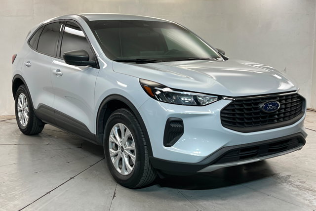 Used 2026 Ford Escape Active w/ Tech Pack #1 AWD/4WD image 7