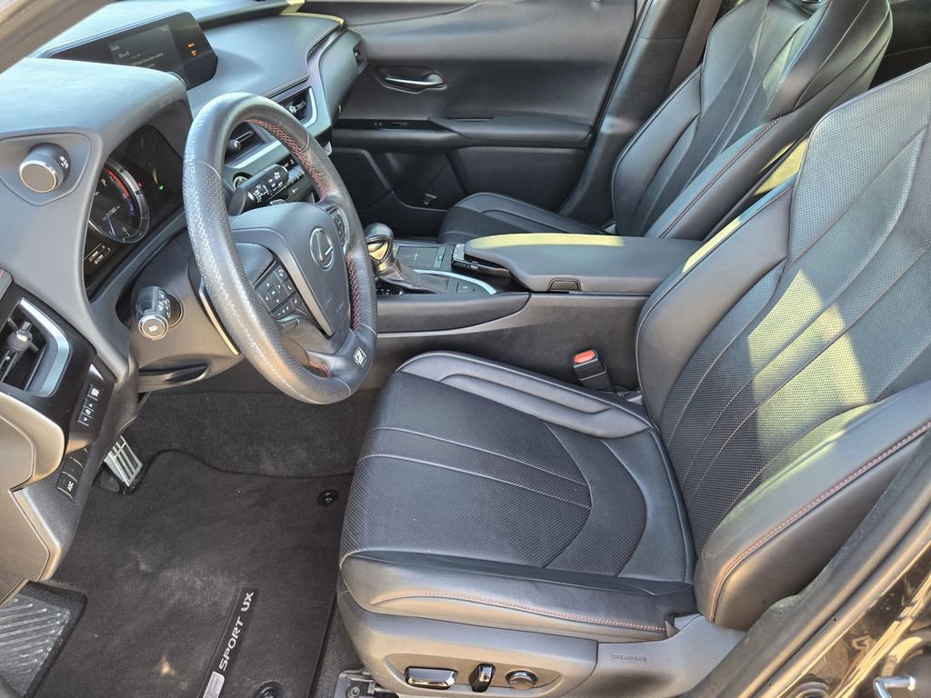 Used 2019 Lexus UX 200 F Sport w/ F Sport Premium Package image 12