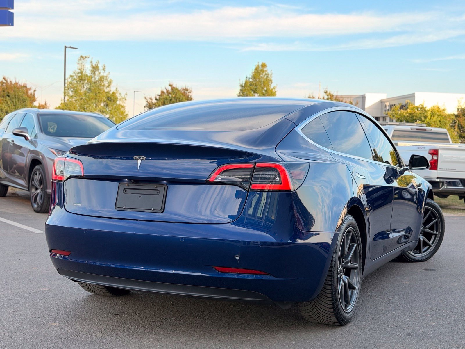 Used 2020 Tesla Model 3 Standard Range Plus RWD image 5