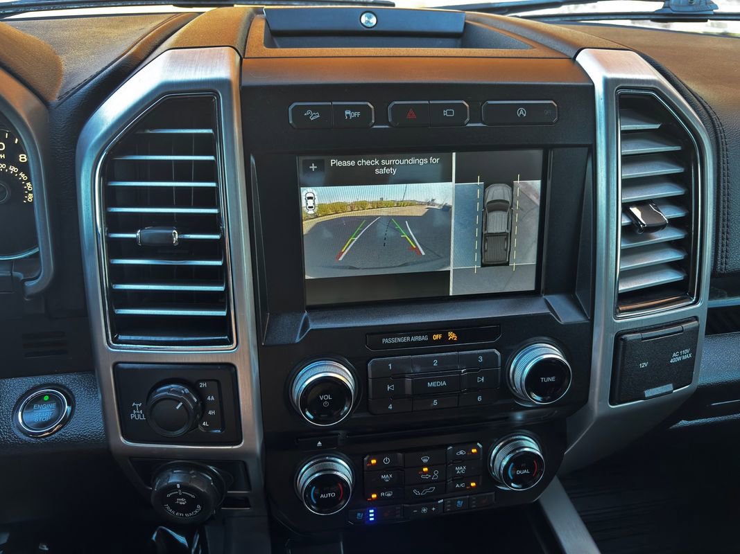 Used 2018 Ford F150 Platinum w/ Equipment Group 701A Luxury AWD/4WD image 32