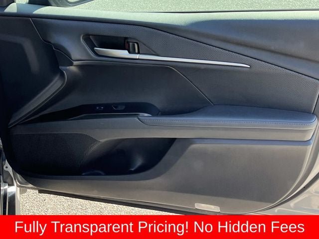 Used 2025 Toyota Camry XSE FWD image 21