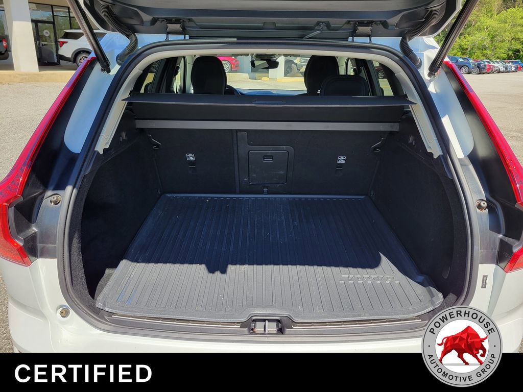 Used 2024 Volvo XC60 B5 Plus image 14