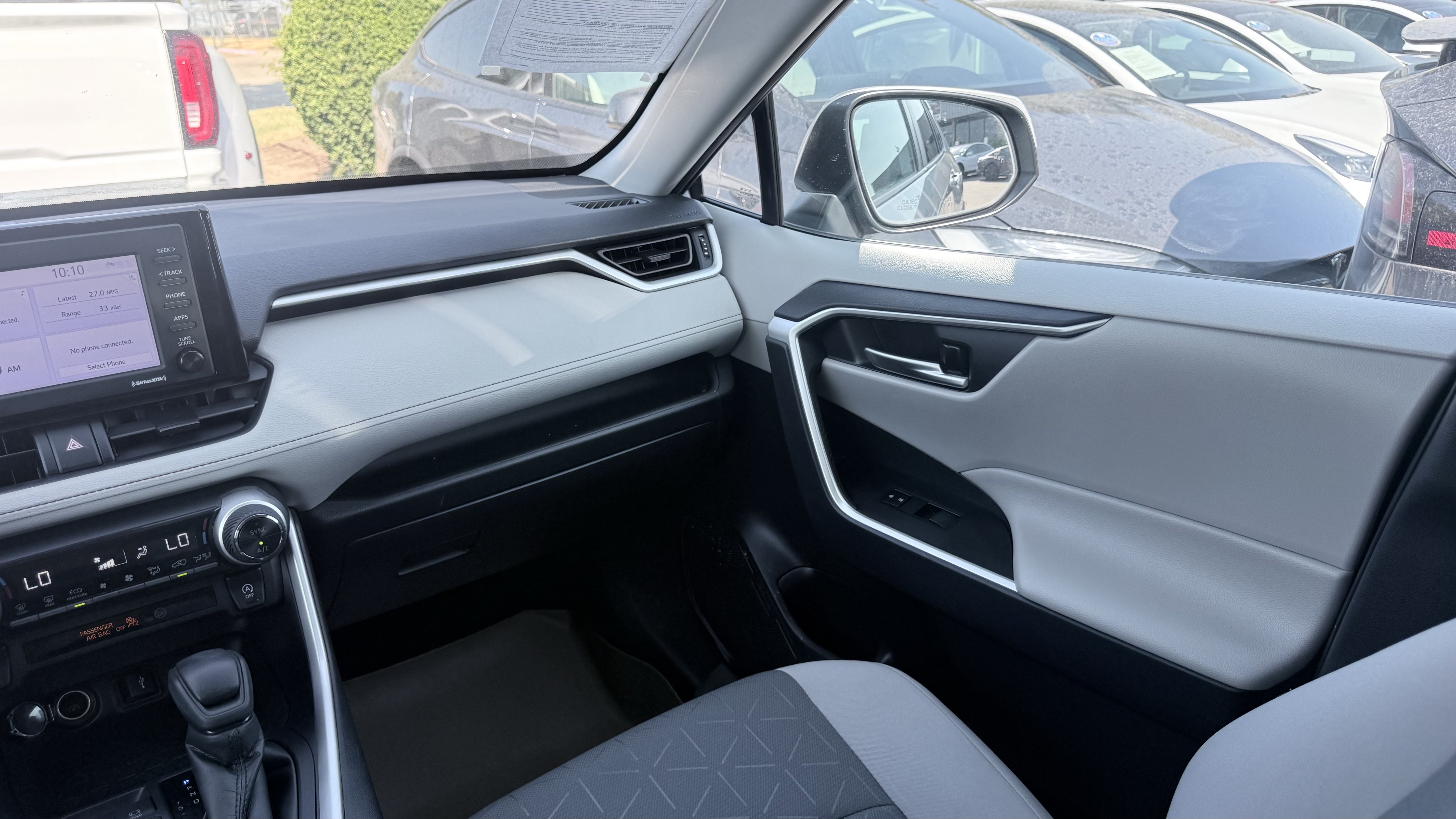 Used 2021 Toyota RAV4 XLE AWD/4WD image 41