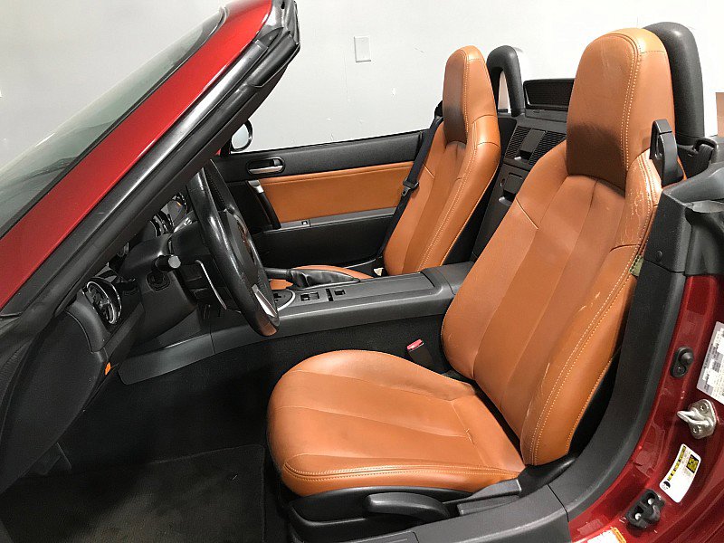 Used 2008 MAZDA MX-5 Miata Grand Touring w/ Premium Pkg RWD image 19