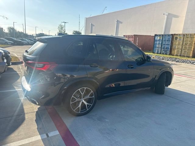 Used 2020 BMW X5 xDrive40i w/ M Sport Package AWD/4WD image 3