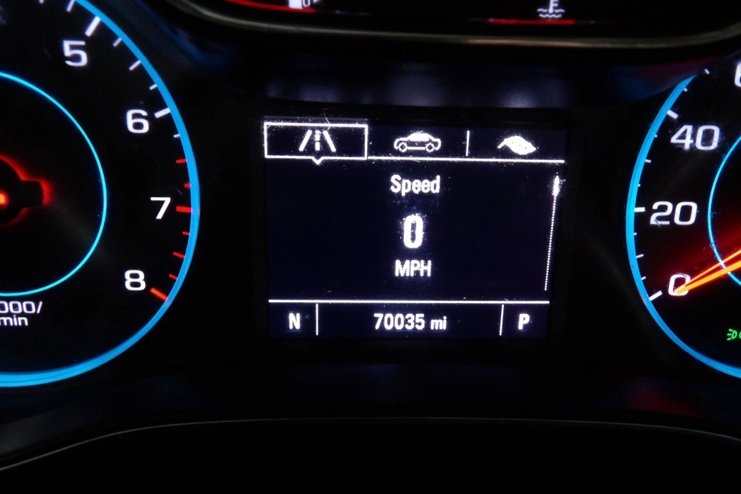 Used 2018 Chevrolet Cruze LT w/ Convenience Package image 16