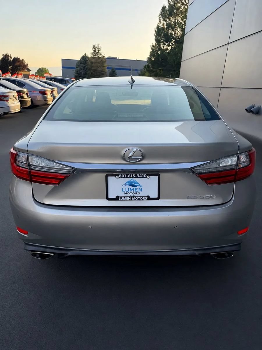 Used 2016 Lexus ES 350 w/ Navigation System Package FWD image 6