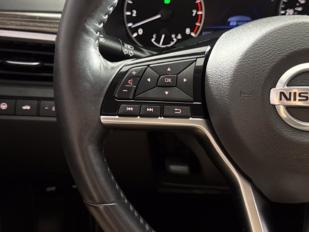 Used 2020 Nissan Altima 2.5 Platinum FWD image 15