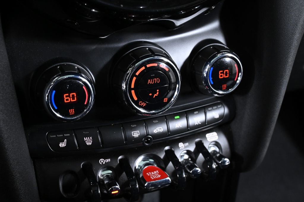 Used 2019 MINI Cooper S w/ Premium Package image 17